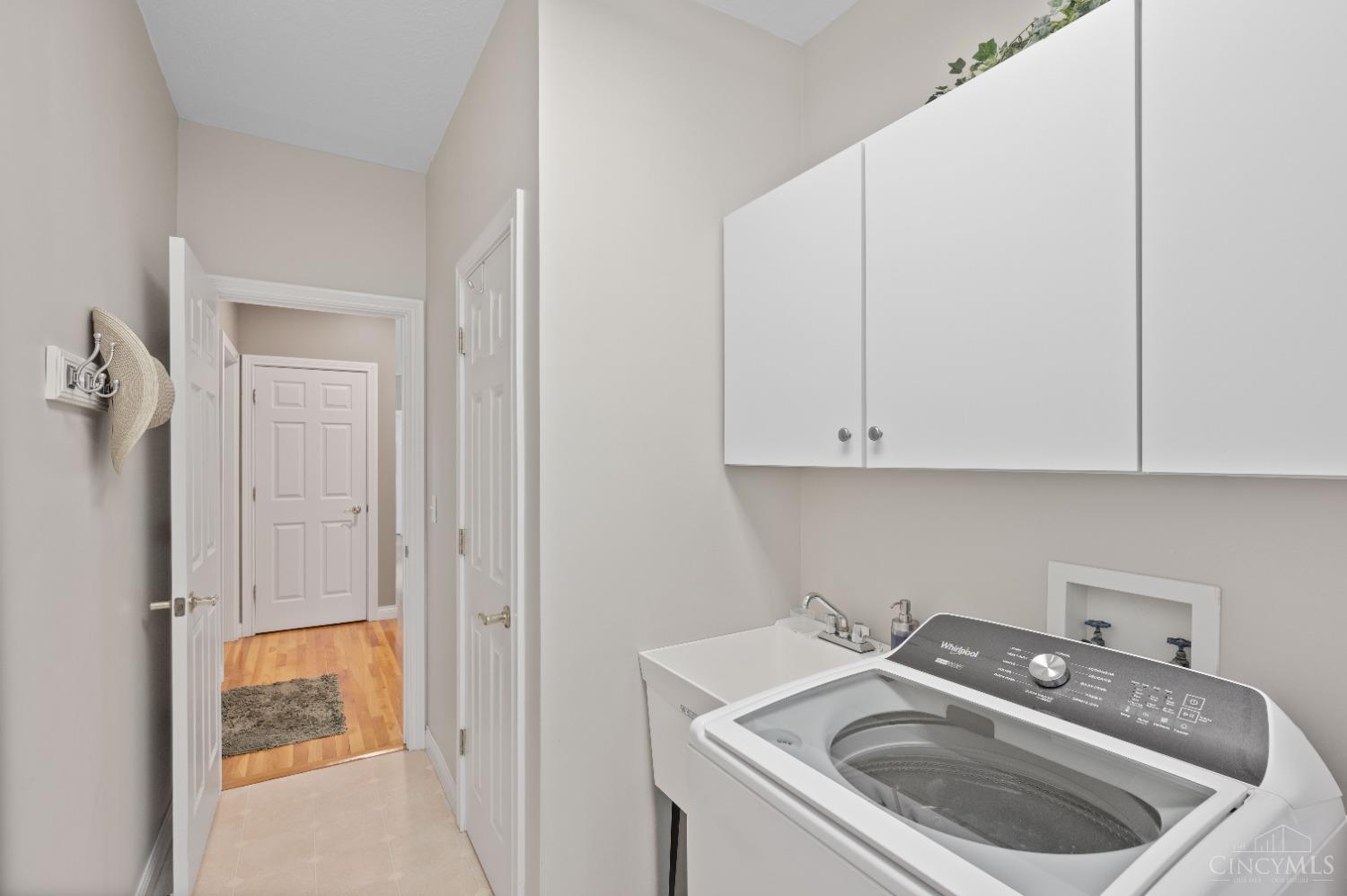 2395 Clara Bea Lane, Fairfield, Ohio image 37
