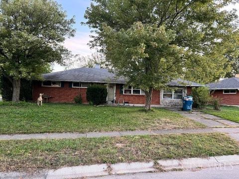 Photo of 5701 Belmar Drive, Dayton, OH 45424 (MLS # 1863204)