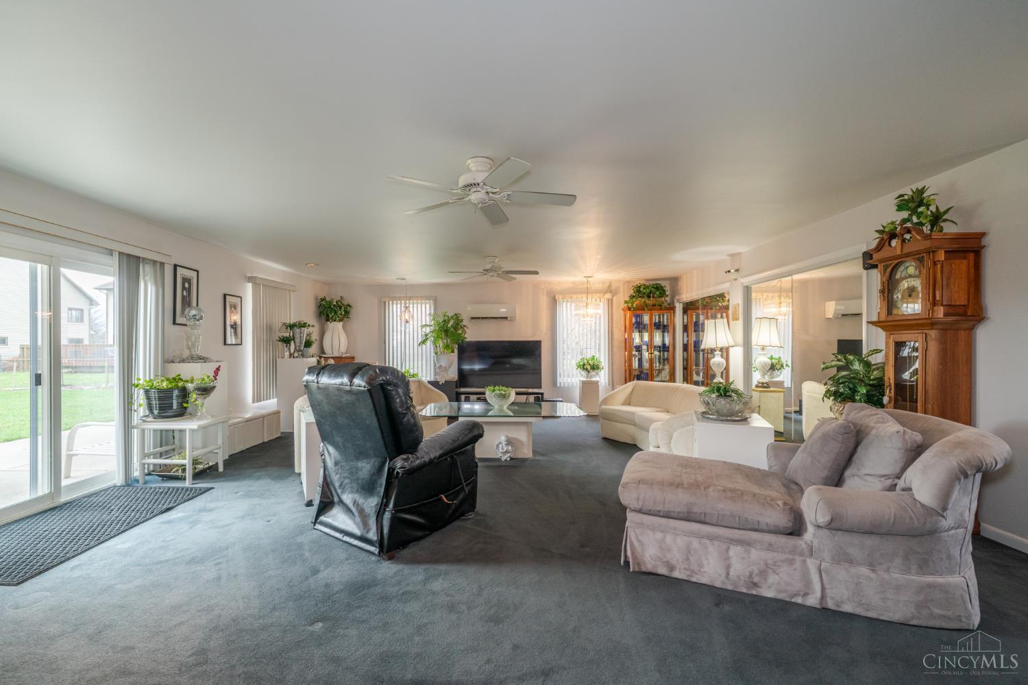 1033 Burchcliff Circle