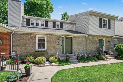 Photo of 1326 Pennsbury Drive #20, Green Township, OH 45238 (MLS # 1879516)