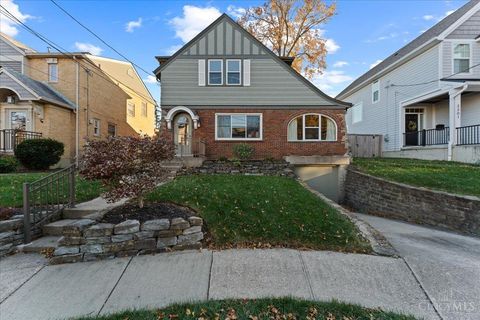 Photo of 3303 Claramont Avenue, Cincinnati, OH 45209 (MLS # 1862283)