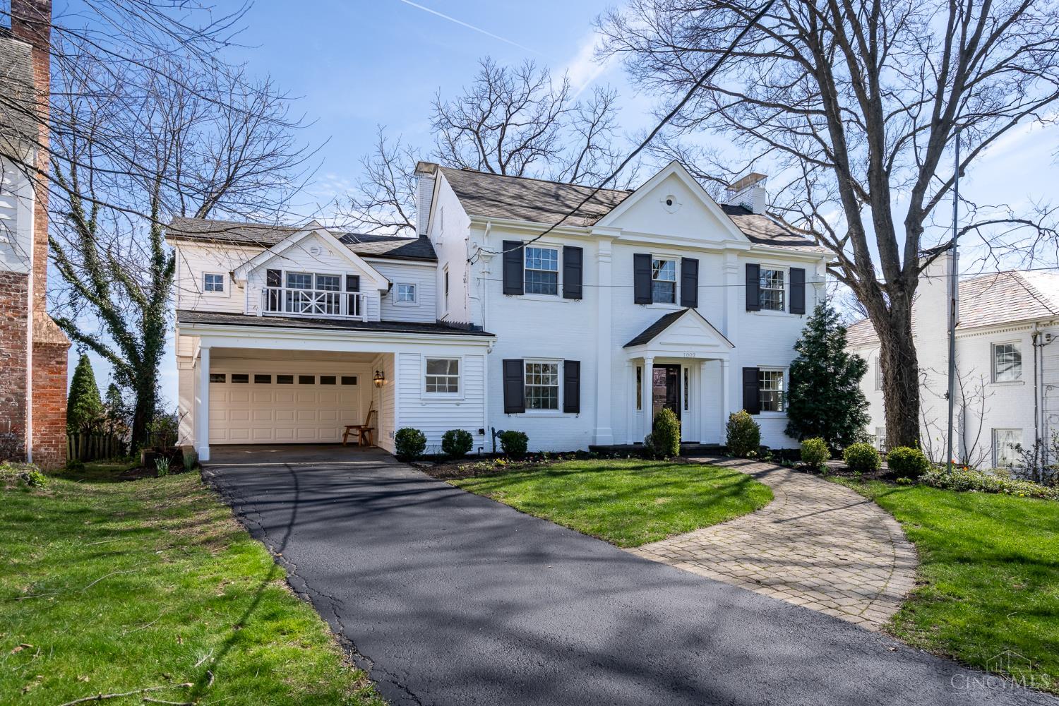 1002 Richwood Circle