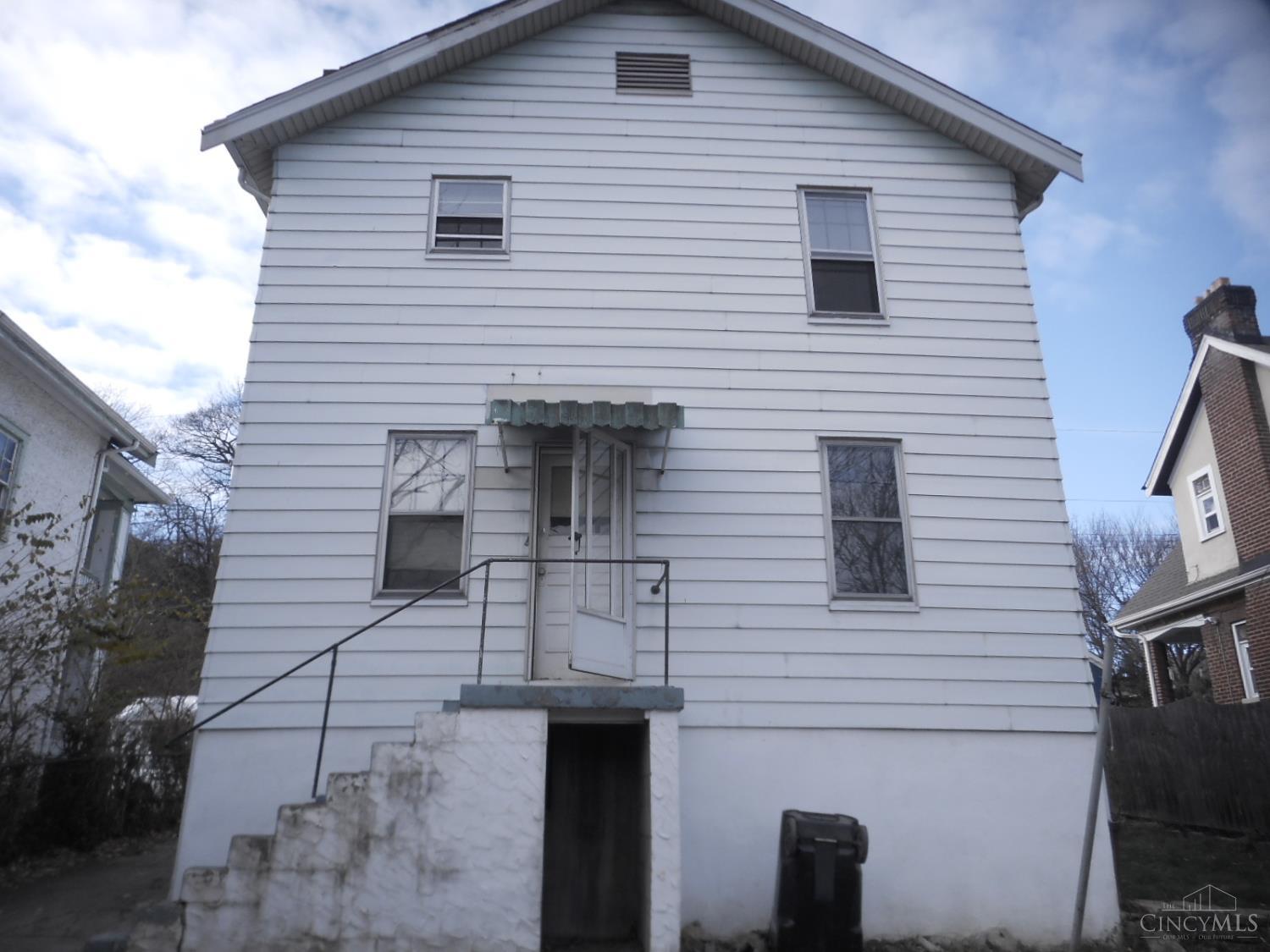 2124 Highland Avenue