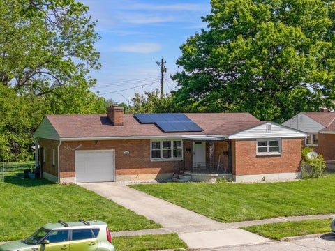 Homes For Sale - 2409 Elmo Place<br/> Middletown, OH 45042