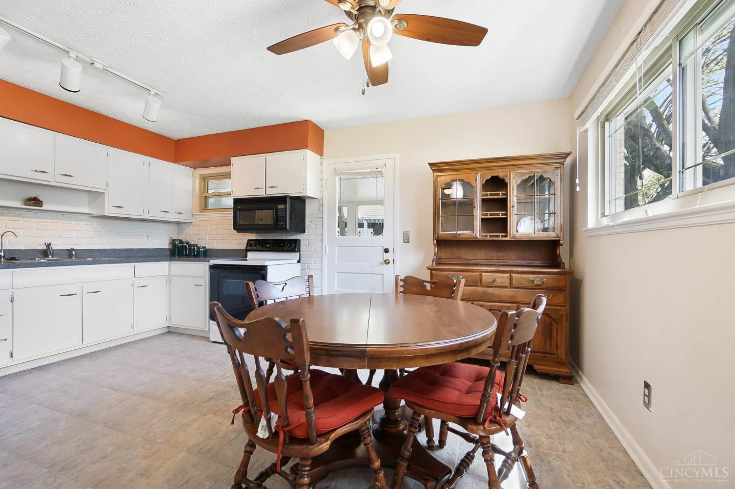 4016 Creek Road, Sharonville, Ohio image 16