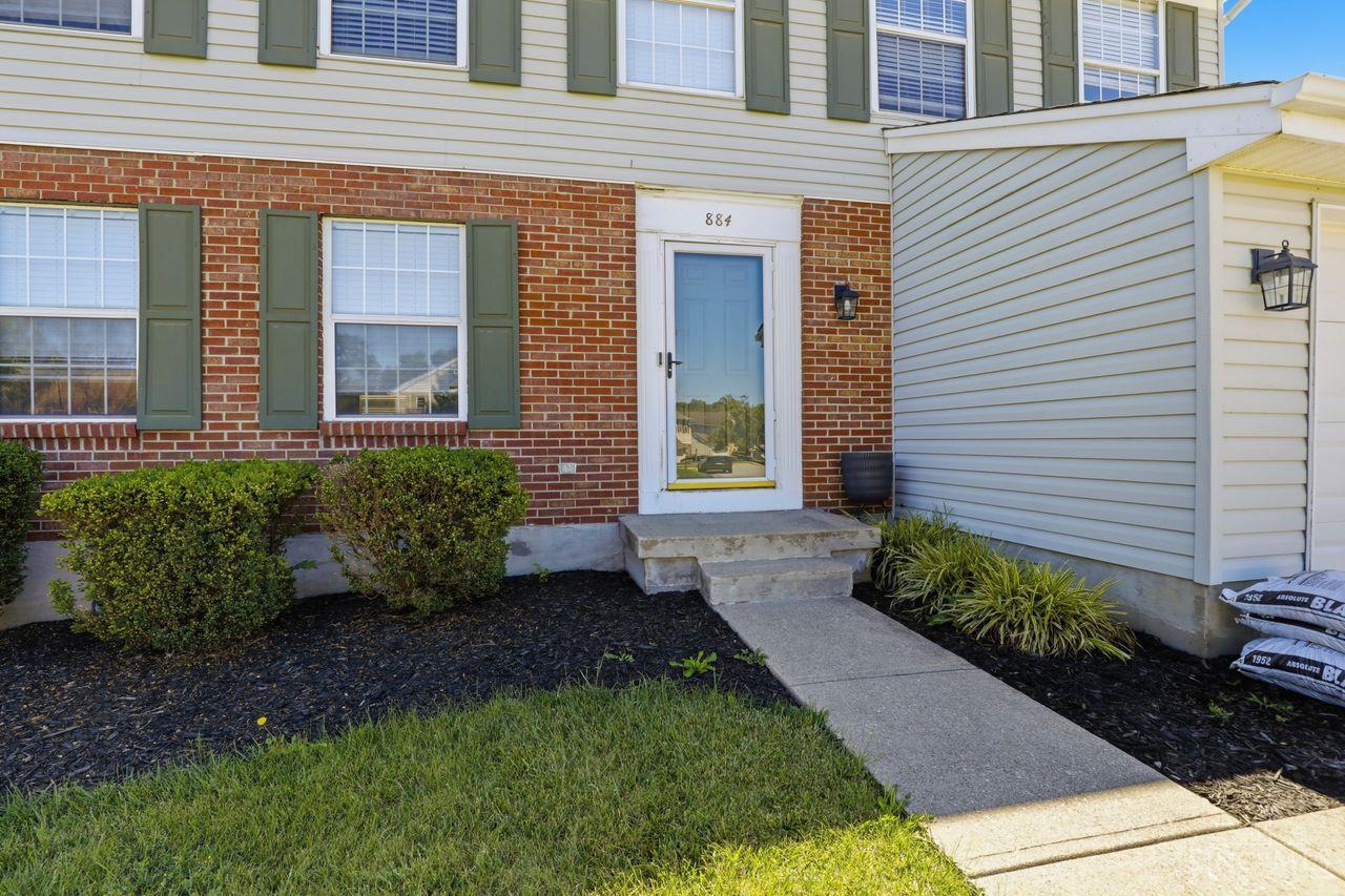 884 Venetian Terrace