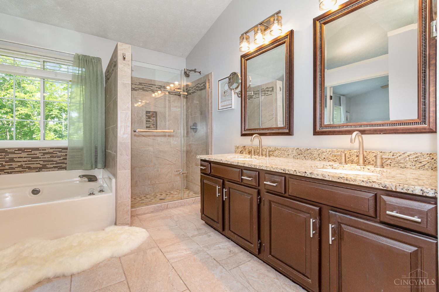 1732 Emerald Glade Lane #6D, Anderson Twp, Ohio image 13
