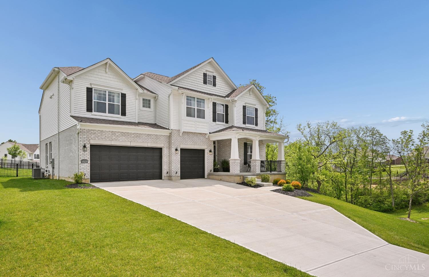 4929 Shadow Hawk Drive