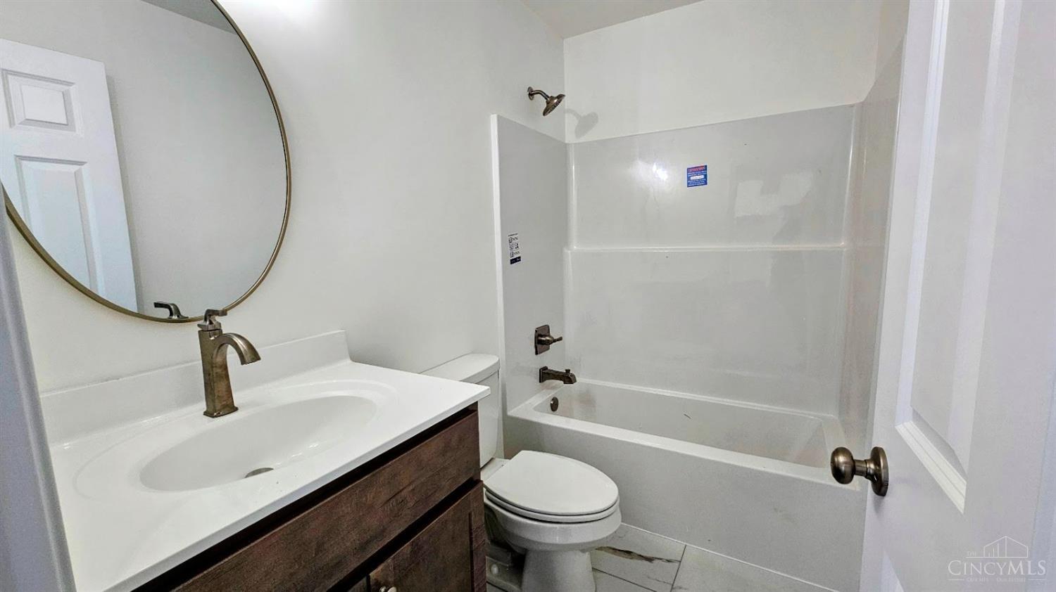 115 Creek Drive, Franklin, Ohio image 13