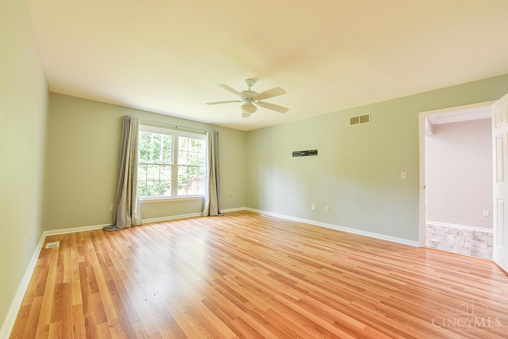 993 Wittshire Lane, Anderson Twp, Ohio image 13