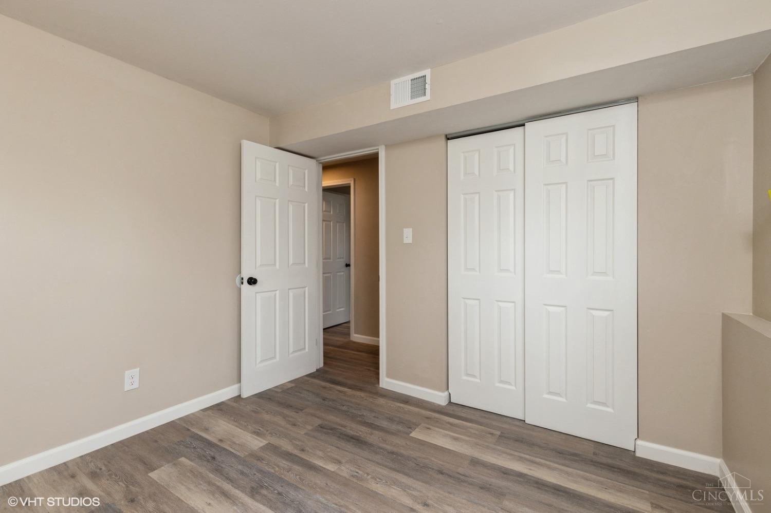 5007 Catalina Court, Middletown, Ohio image 17
