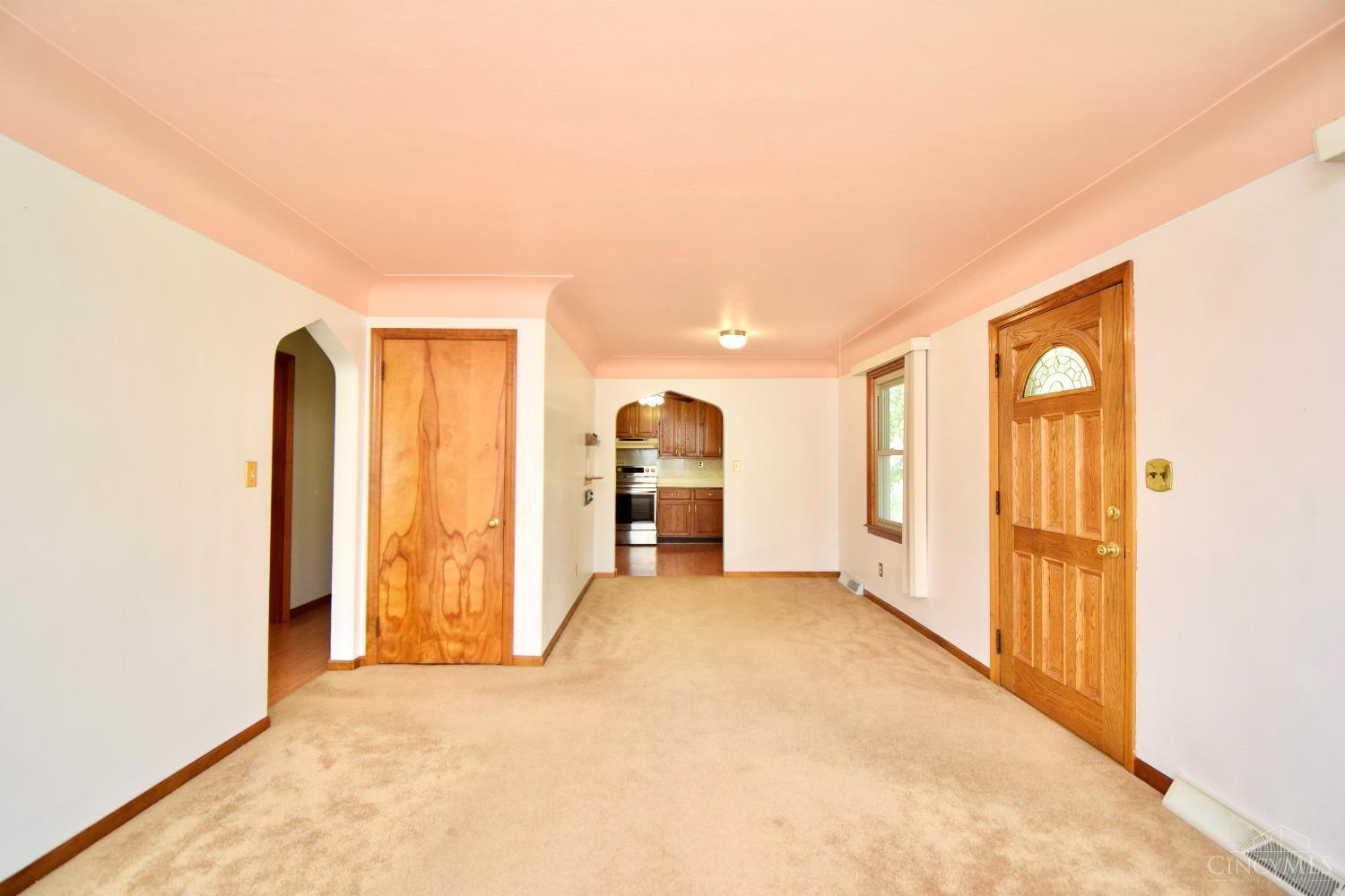 10589 Chipstone Drive, Crosby Twp, Ohio image 4