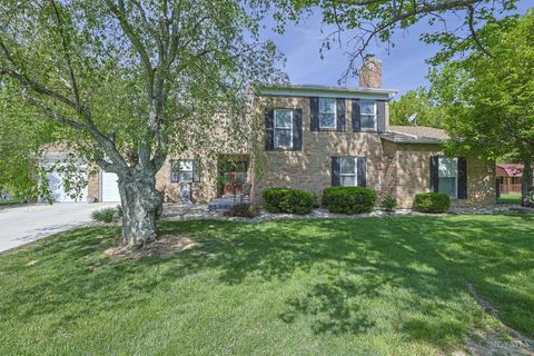 Photo of 1468 Indian Ridge Trail, New Richmond, OH 45157 (MLS # 1876333)
