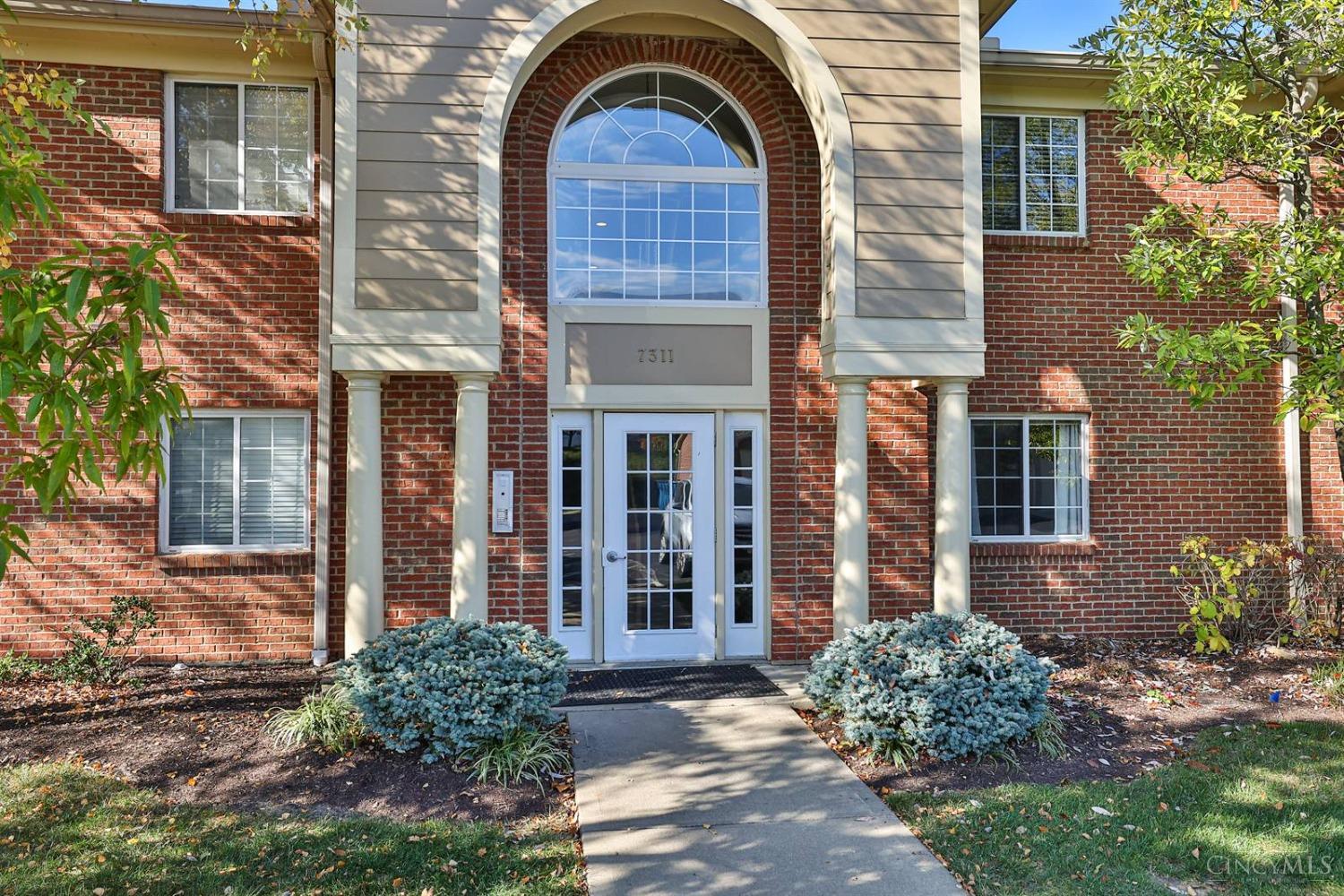 7311 Chatham Court #12B, West Chester, Ohio image 3