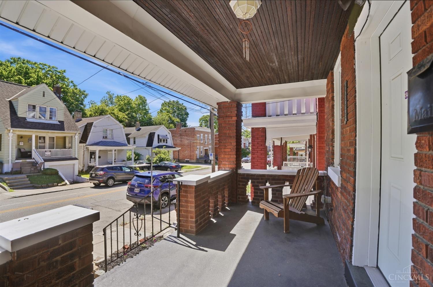 2355 Chickasaw Street