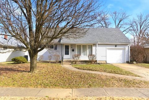 Photo of 124 Gregory Lane, Hamilton, OH 45013 (MLS # 1867215)