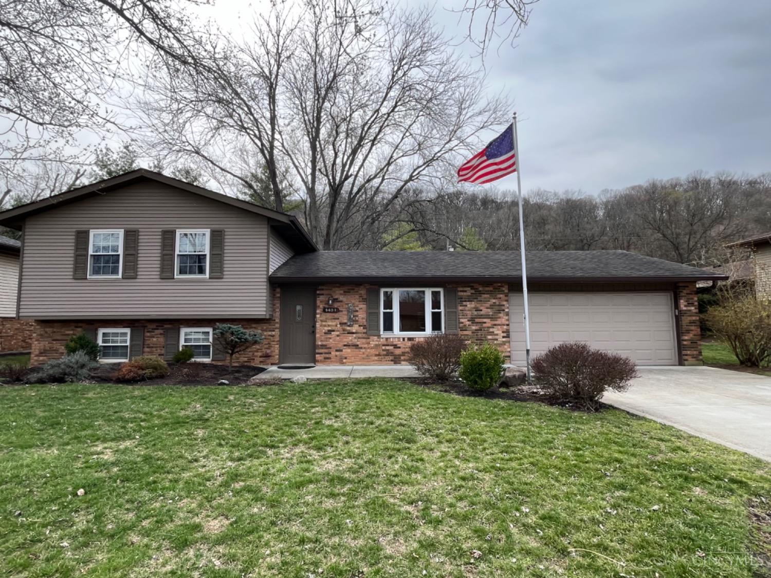 5631 Lake Michigan Drive, Fairfield, Ohio image 2