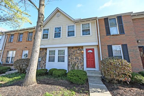 Photo of 844 S Woodlyn Drive, Anderson Township, OH 45230 (MLS # 1871234)