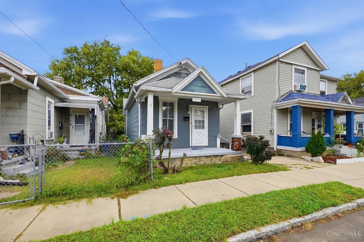249 Air Street