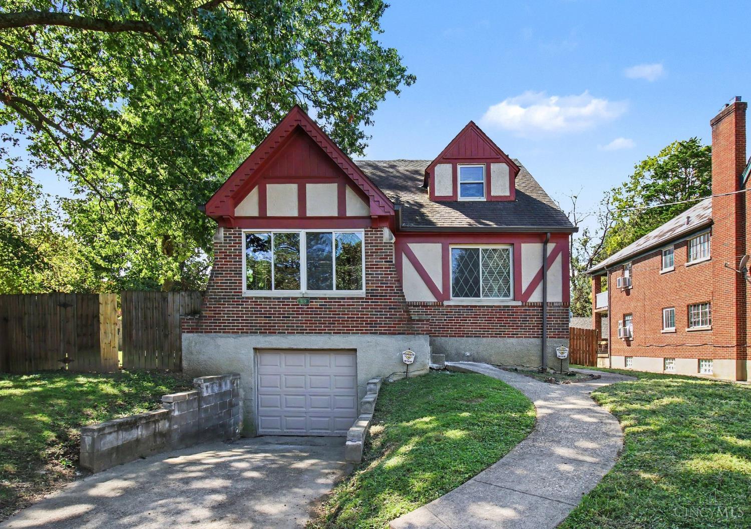 6619 Ravenal Court