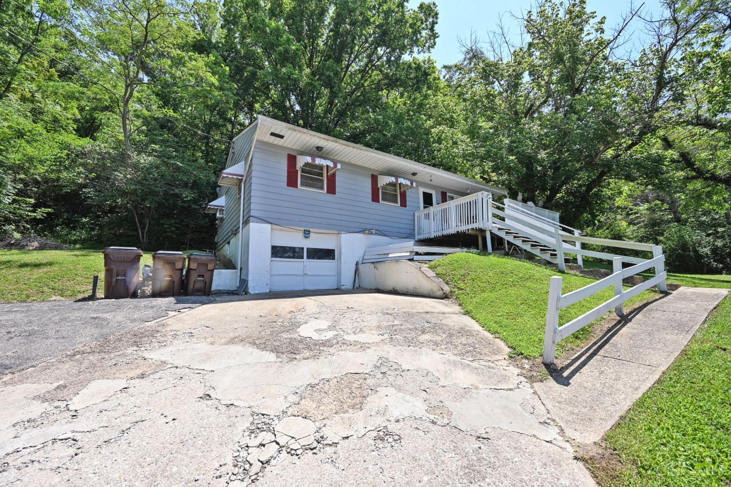 2401 St Rt 132