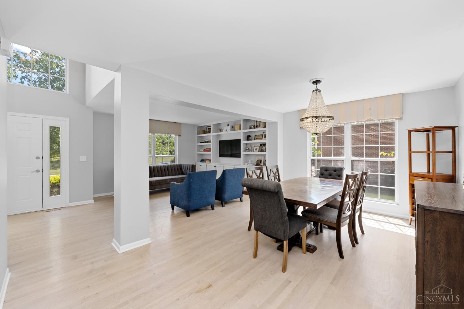 211 Silver Fox Court