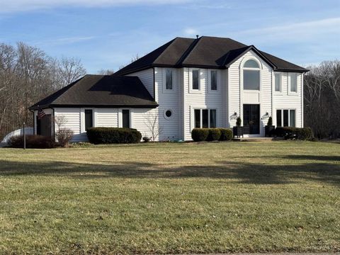 Photo of 9986 Pond Woods Lane, Sharonville, OH 45241 (MLS # 1867712)