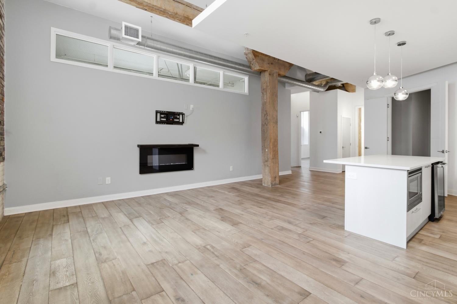 813 Broadway Street 101