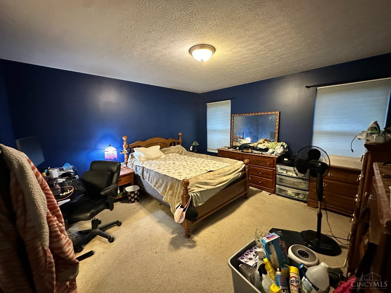 7216 Rolling Oaks Court