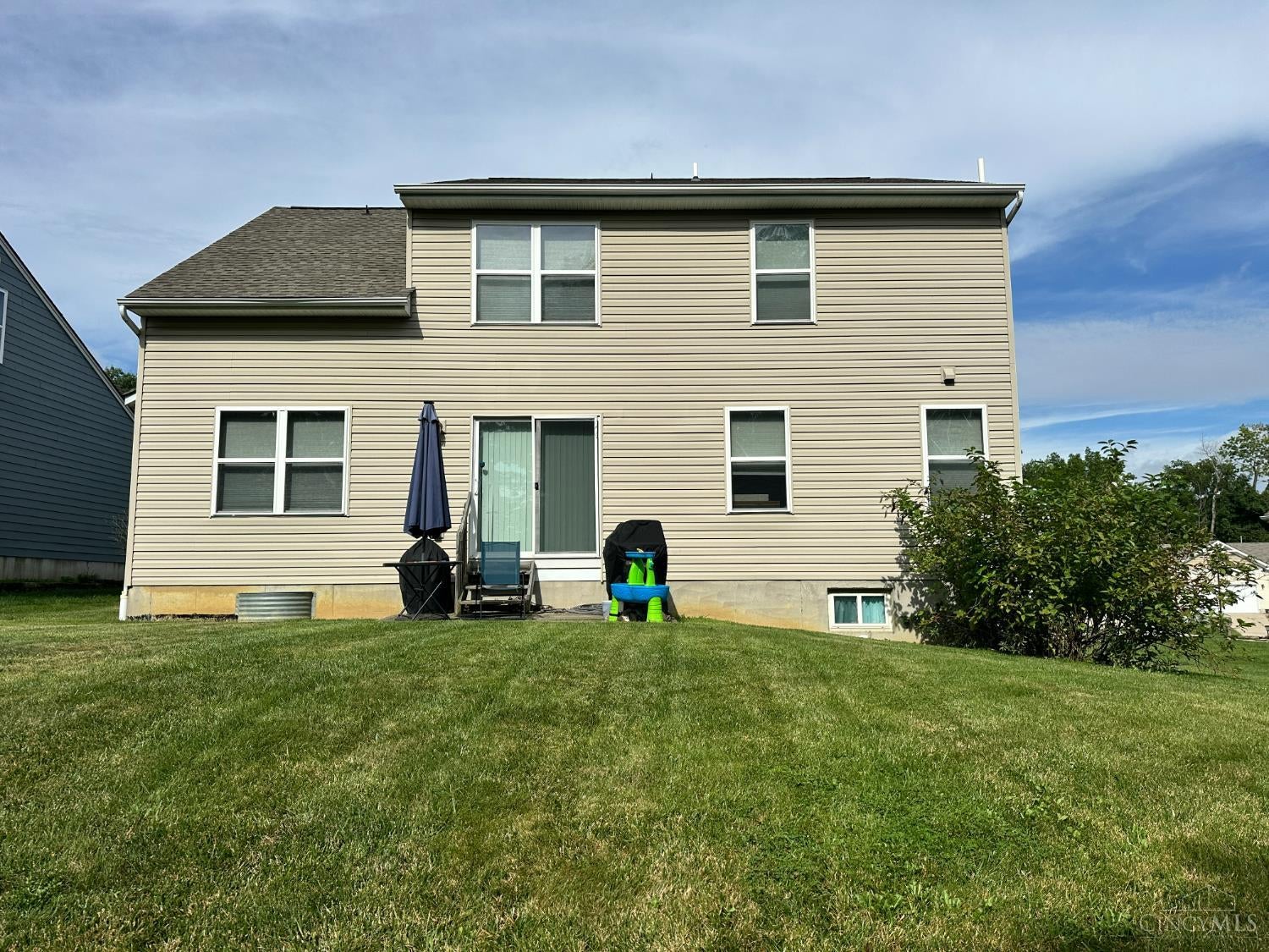 7216 Rolling Oaks Court