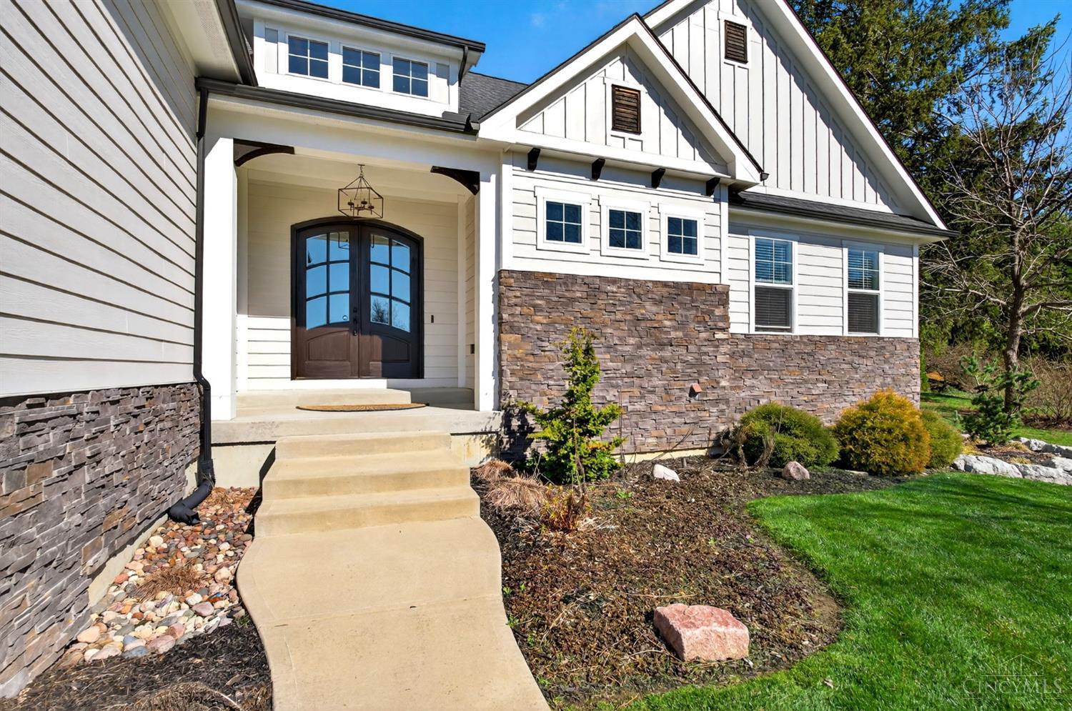 7425 Stoneham Circle