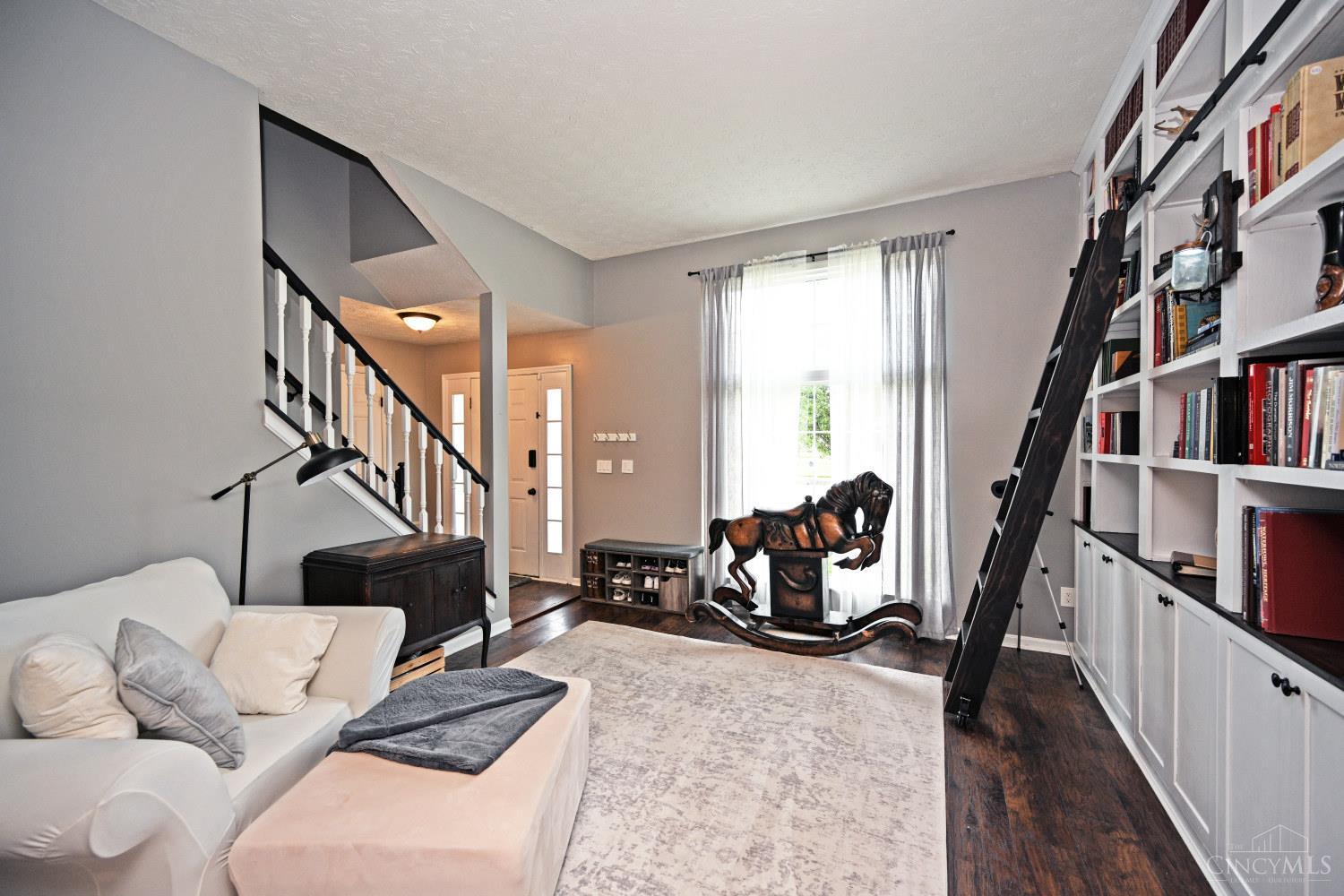 3669 Shorewood Drive