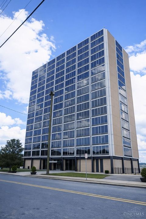 Photo of 810 Matson Place #703, Cincinnati, OH 45204 (MLS # 1867029)