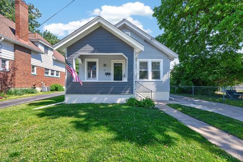 Photo of 92 Sheehan Avenue, Cincinnati, OH 45216 (MLS # 1878343)