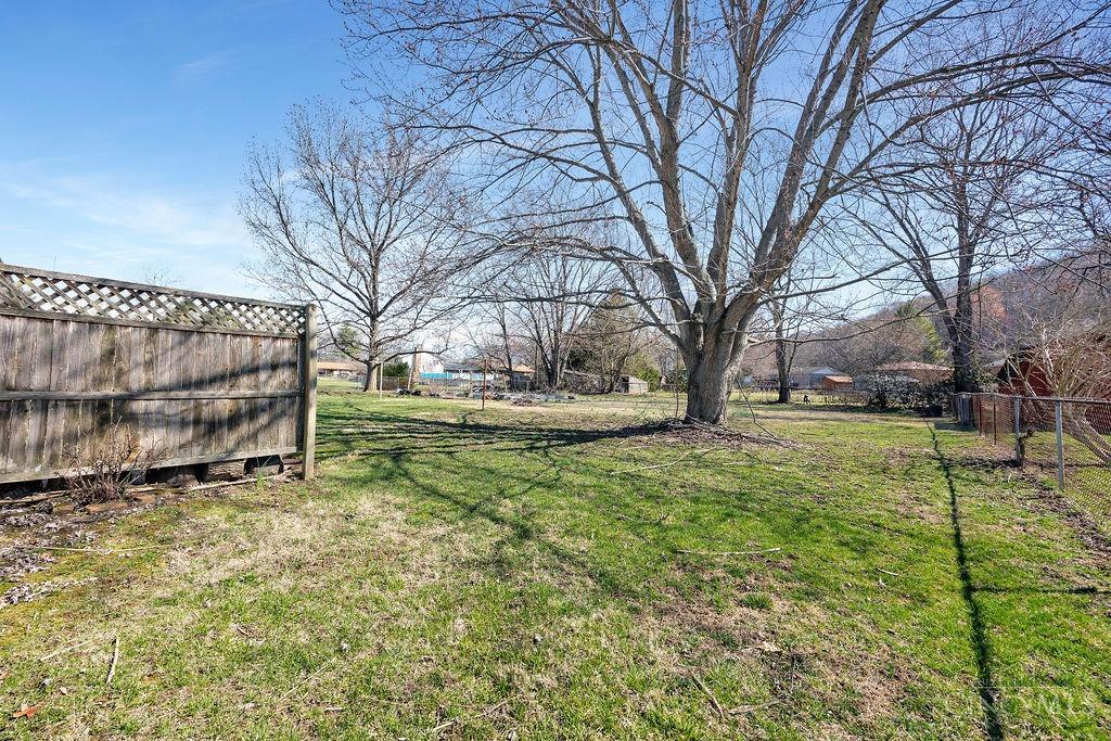 5538 Tallawanda Drive, Fairfield, Ohio image 31