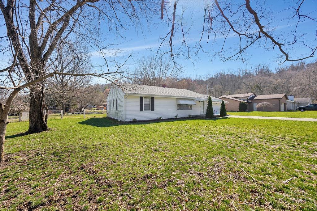 5538 Tallawanda Drive, Fairfield, Ohio image 4