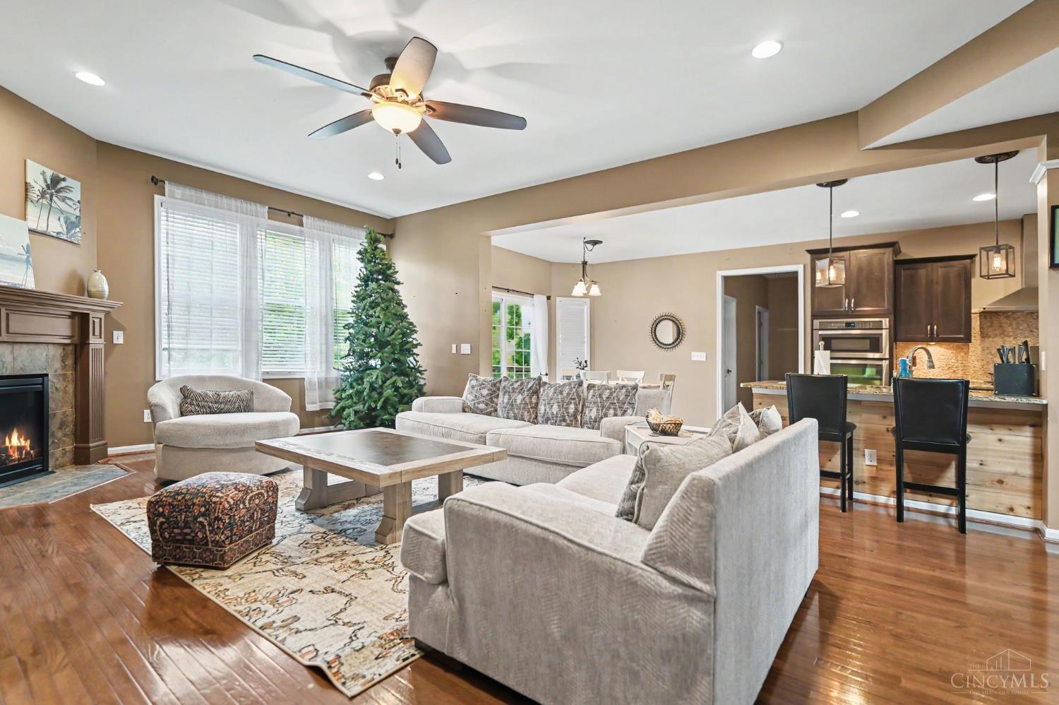 5118 Oak Brook Drive