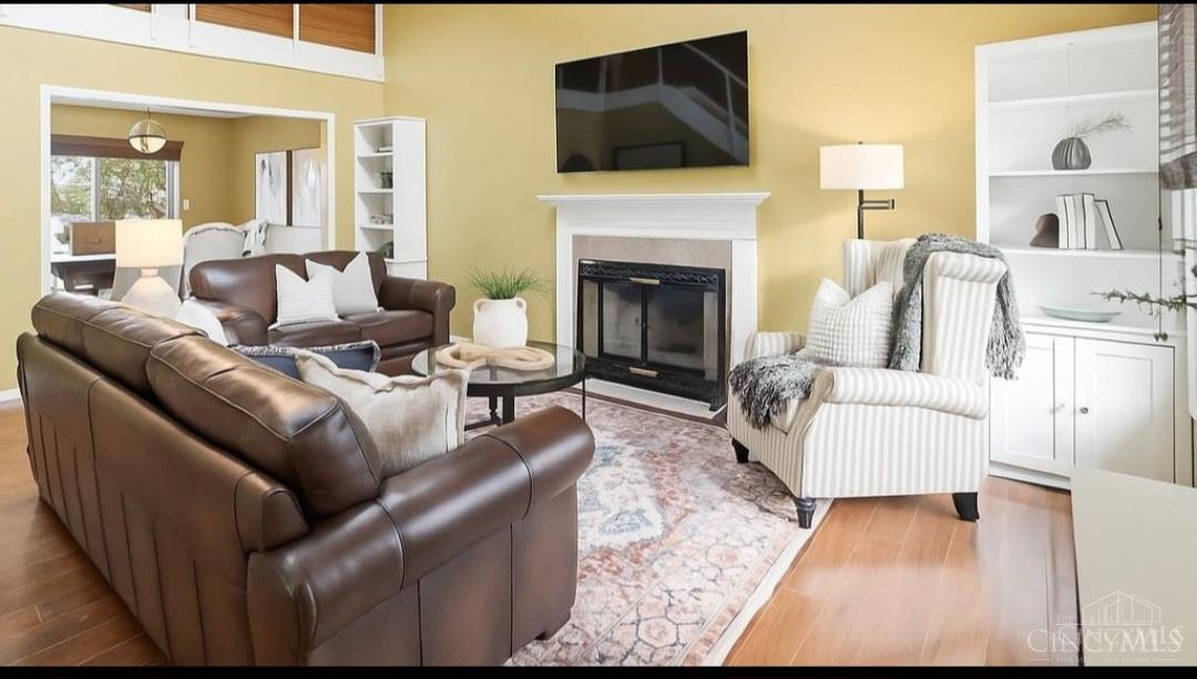 5281 Woodcliff Court