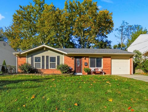 Photo of 9977 Dunraven Drive, Colerain Township, OH 45251 (MLS # 1858598) Photo of 9977 Dunraven Drive, Colerain Township, OH 45251 (MLS # 1858598)