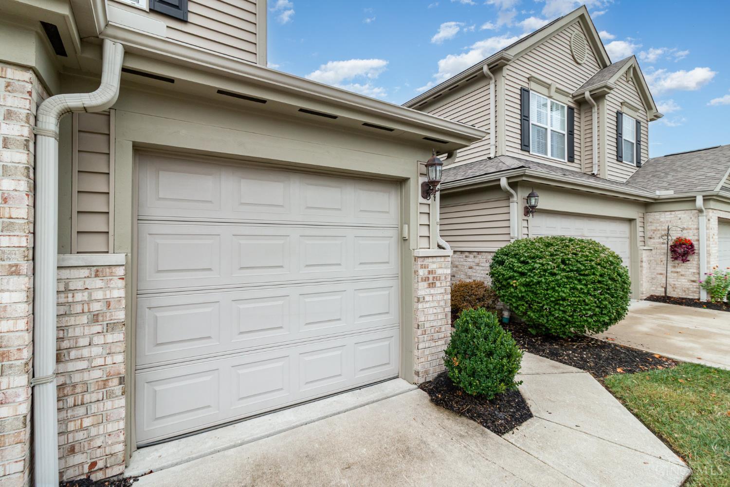 4431 English Oak Court