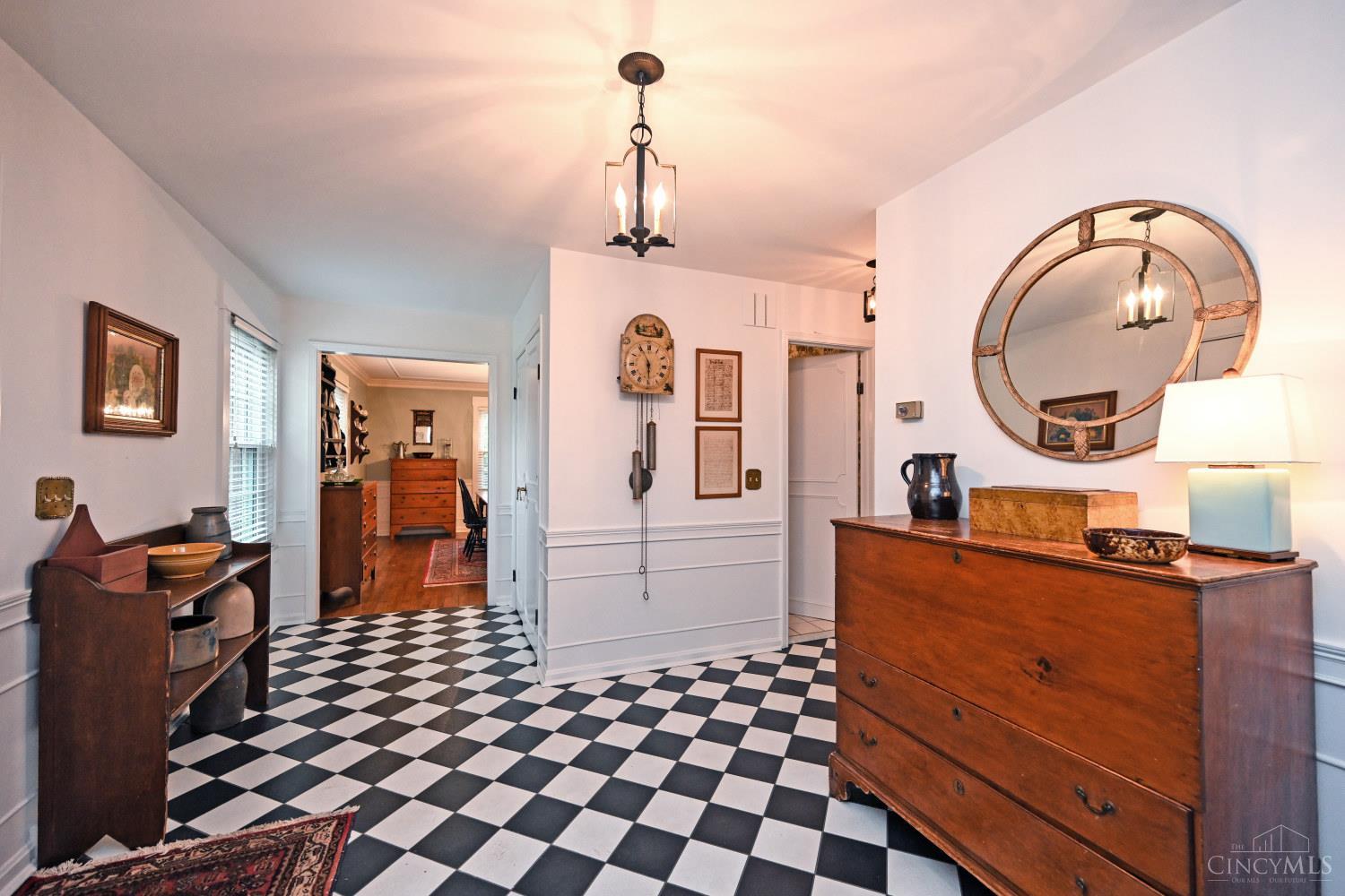 6116 Shadowslope Lane