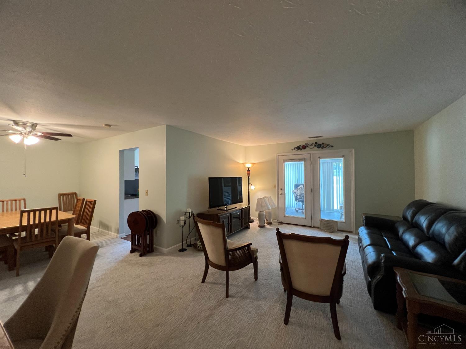 10526 West Road 5