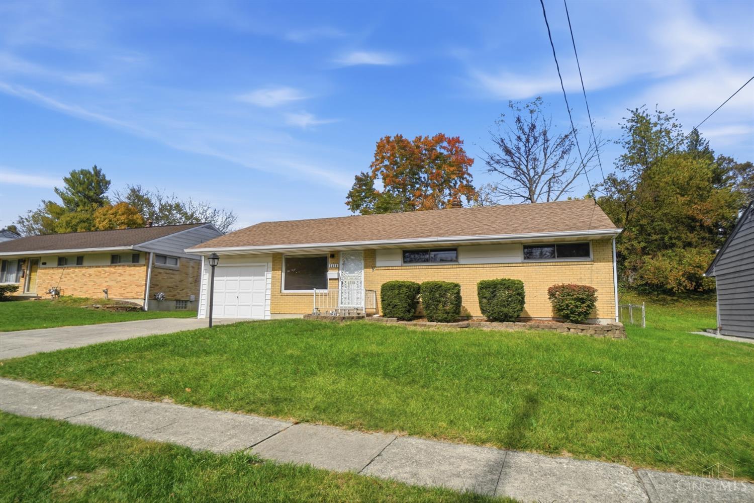 2690 Royal Glen Drive
