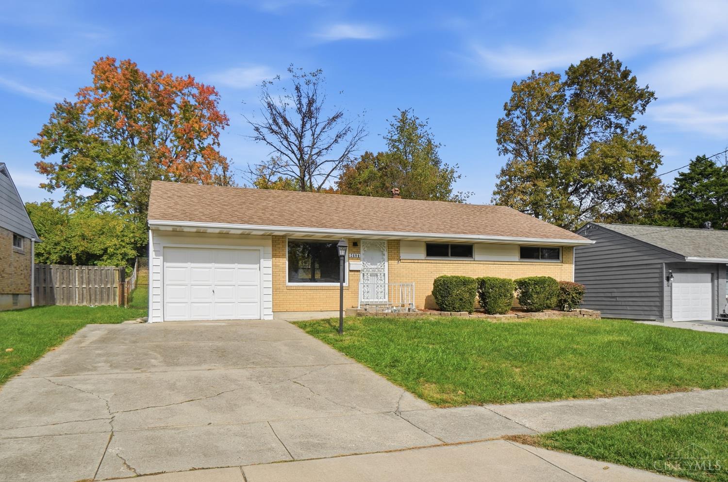 2690 Royal Glen Drive