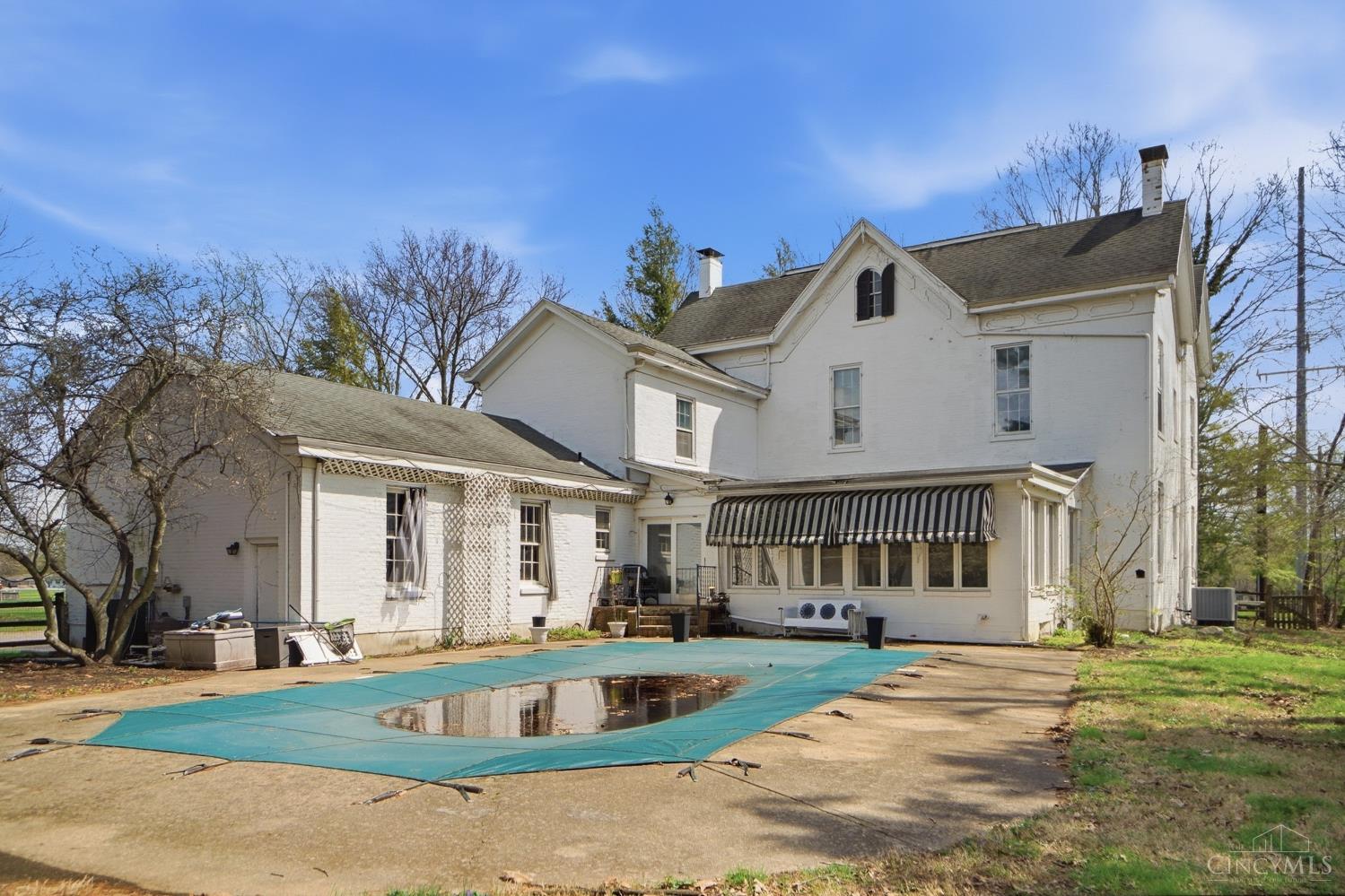 6243 S Dixie Highway