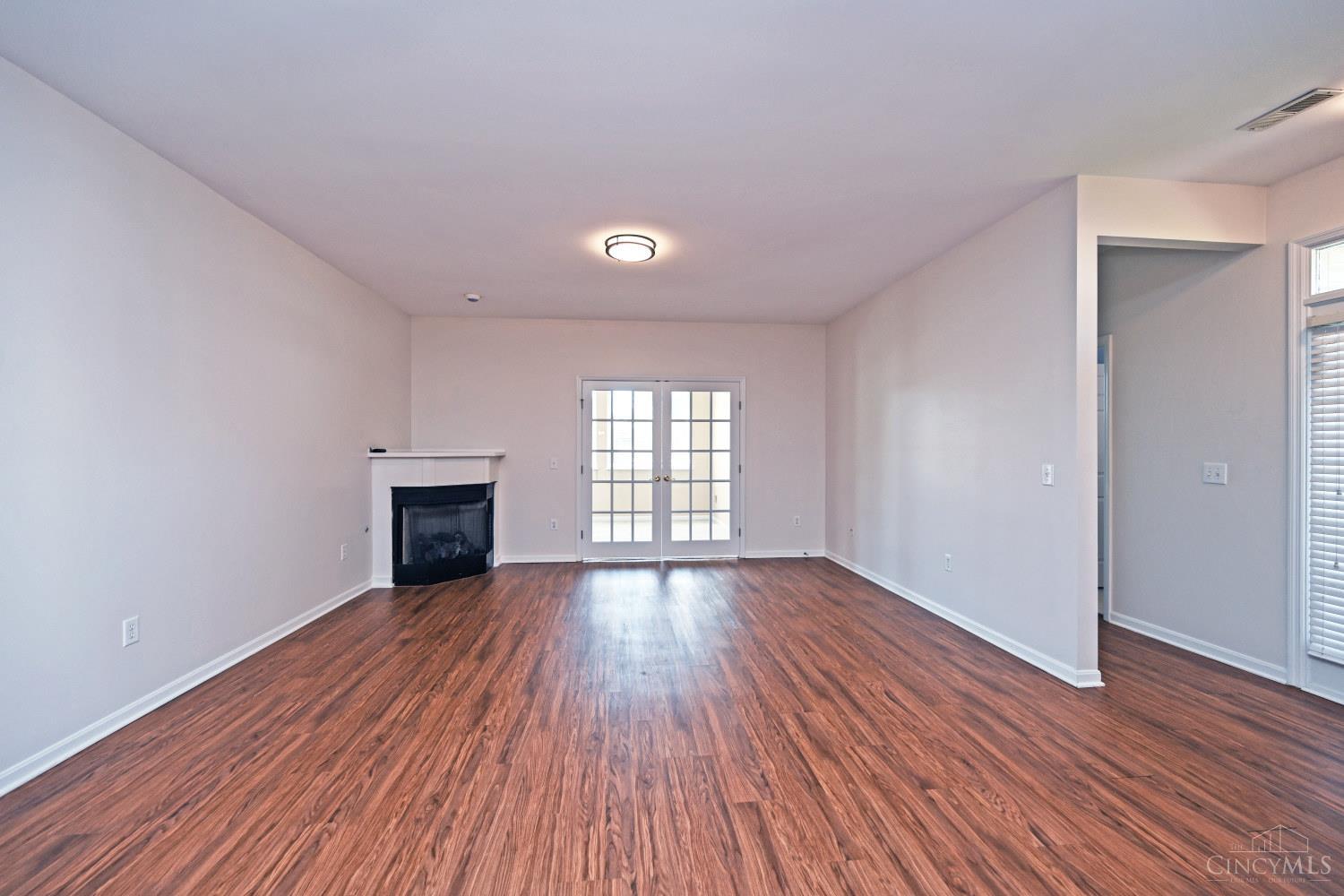 3895 Sandtrap Circle