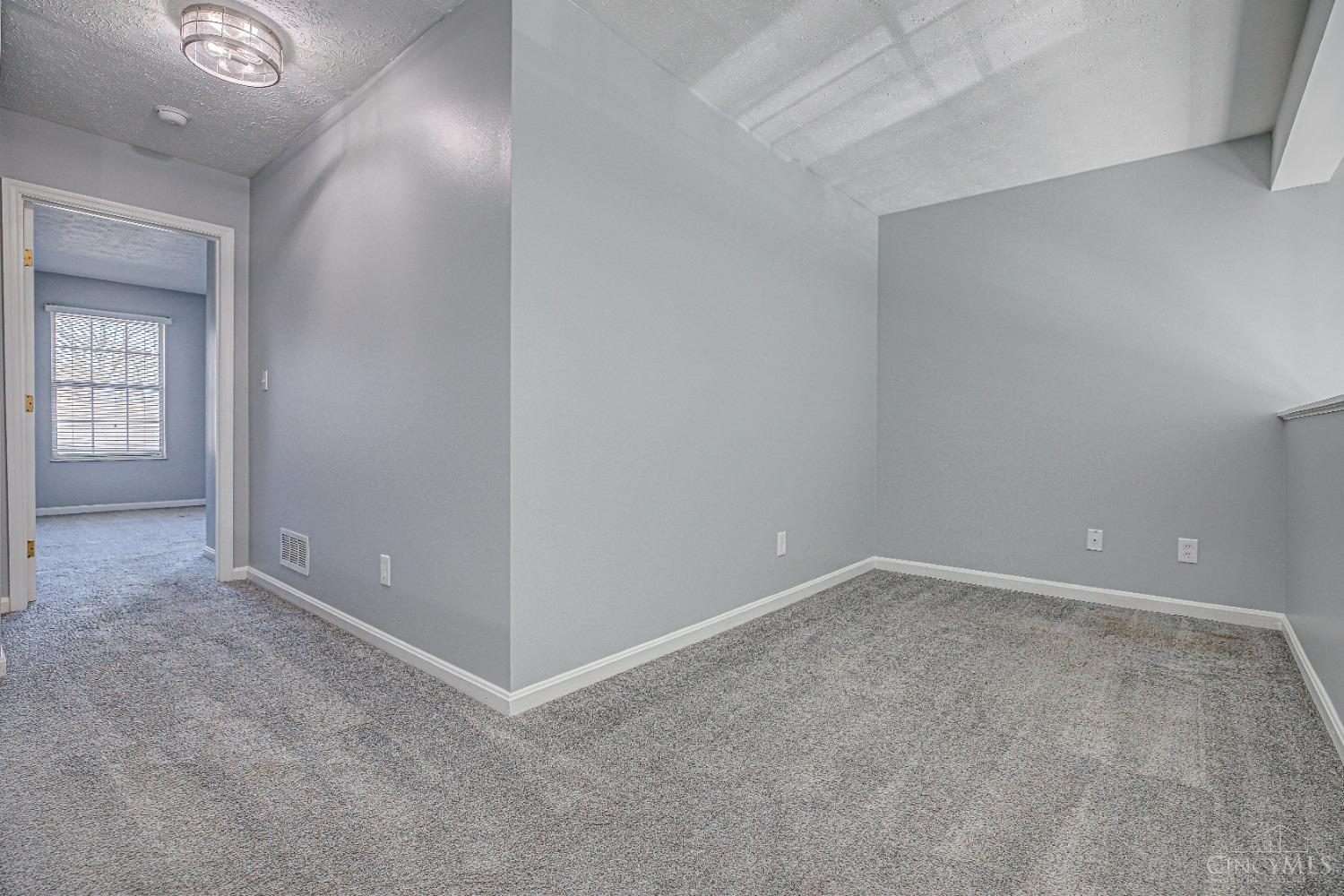 10555 Montgomery Road #89, Montgomery, Ohio image 14