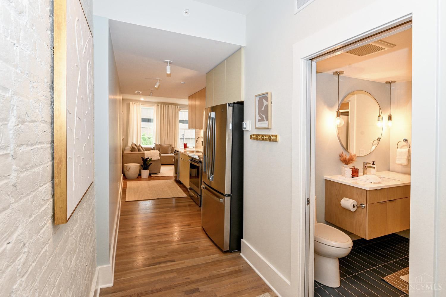 11 E Court Street 201