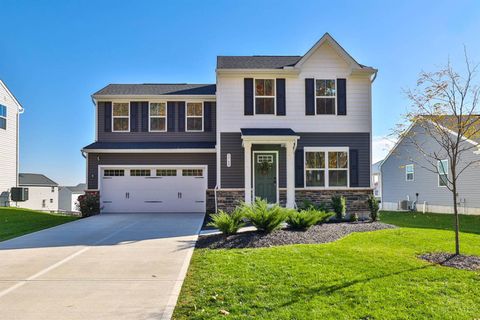 Photo of 5760 Autumn Drive, Middletown, OH 45042 (MLS # 1861187)