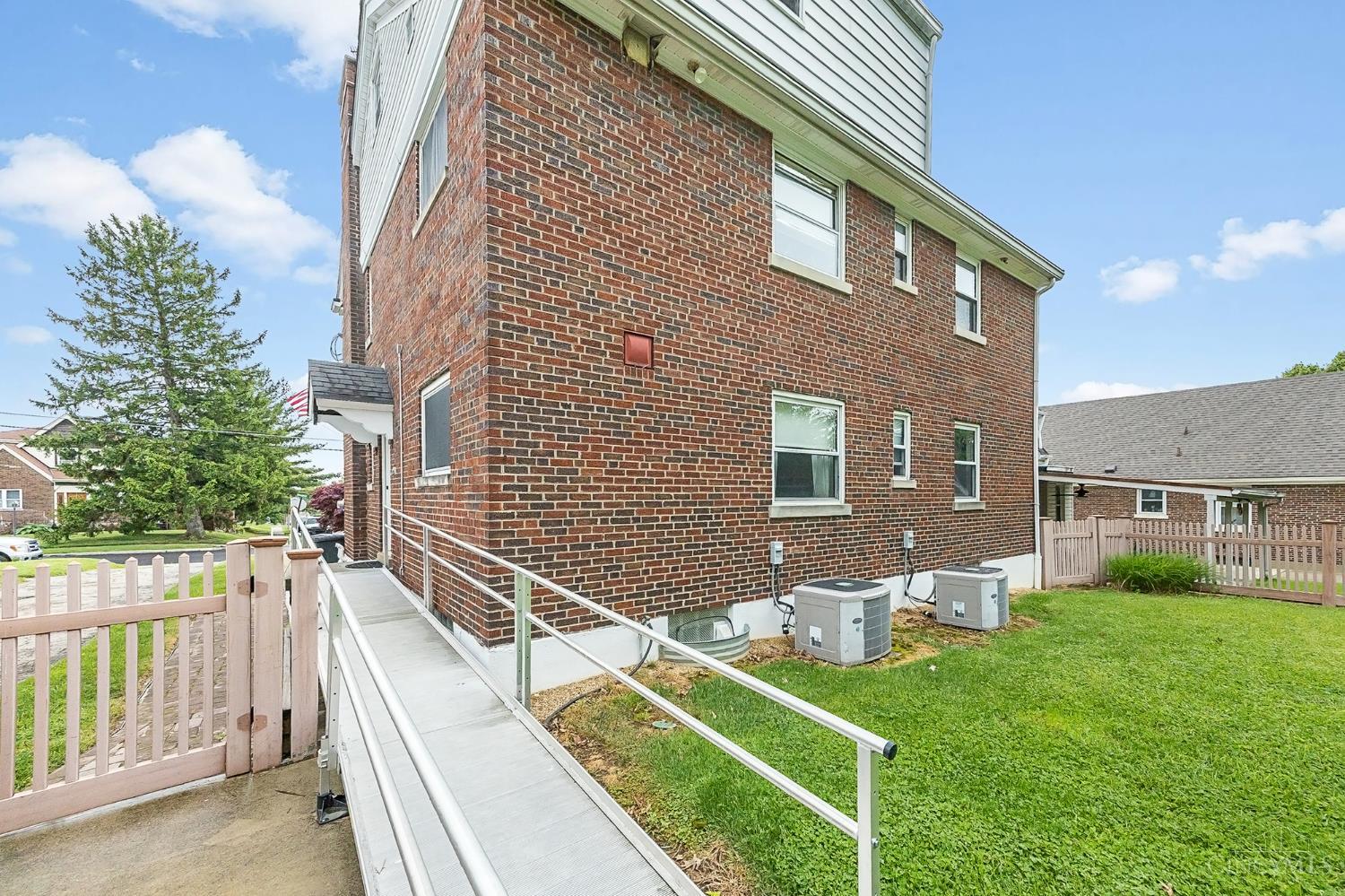4138 Homelawn Avenue